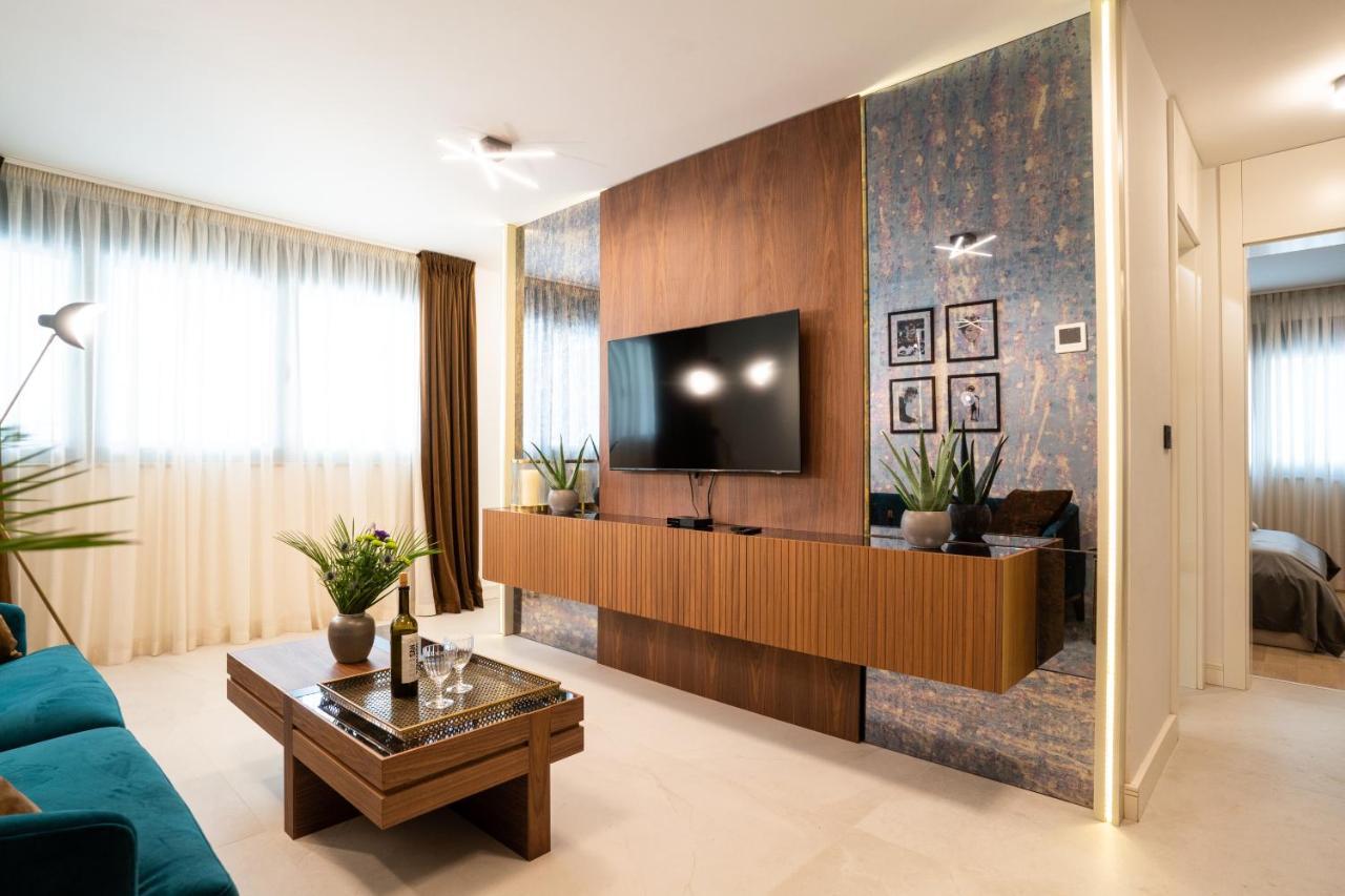Ez Luxury Living Apartment Rovinj Bagian luar foto